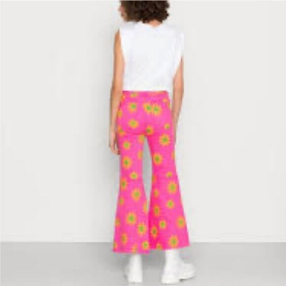 NWT Free People YouthQuake Retro 70s Printed Crop Jeans in Lipstick Combo - Picture 9 of 9
